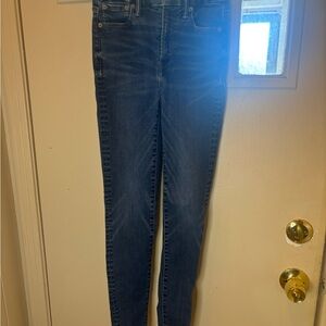 American Eagle Outfitters Dark Blue Skinny Jeans size 0 Euc
